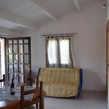 Cala Sapone Tatil Evi SantʼAntìoco